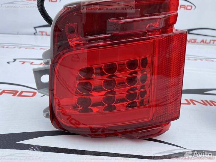 Катафоты в задний бампер Toyota LC 200 N9717