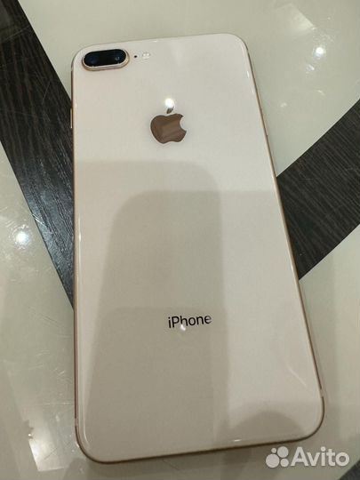 iPhone 8 Plus, 256 ГБ