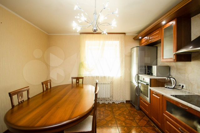 3-к. квартира, 120 м², 7/10 эт.