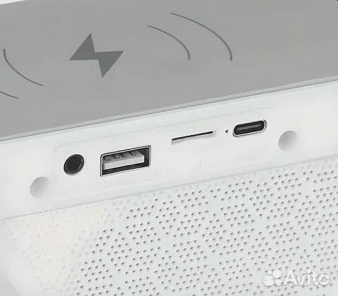 Настольная Bluetooth колонка с зарядным устройство