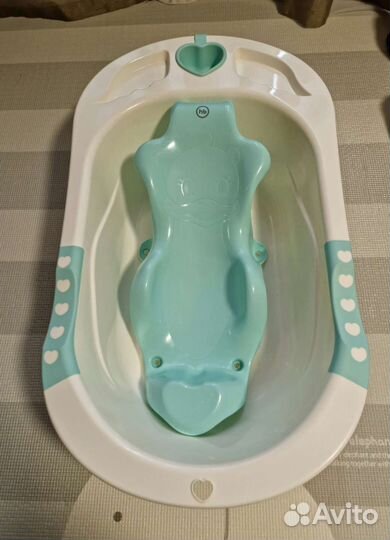 Для купания новорождённого- ванна, стульчик, горка