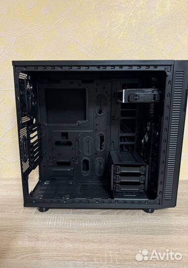 Thermaltake Suppressor F31