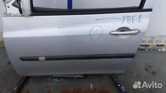 Дверь передняя левая renault clio 3 (YBE01EN01)