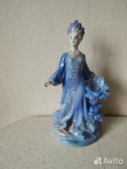 Хозяйка медной горы гжель