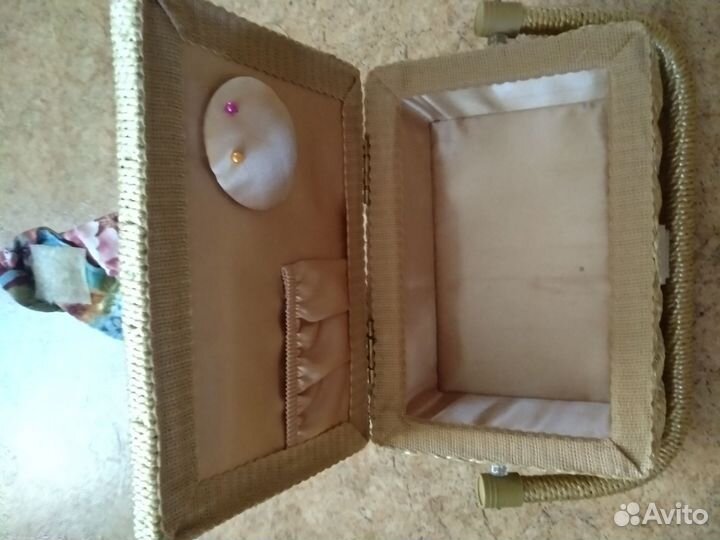 Шкатулка для рукоделия