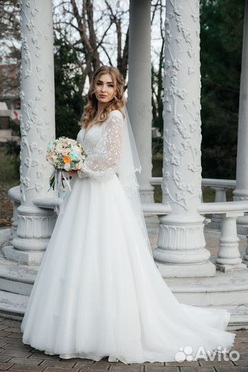 Свадебное платье