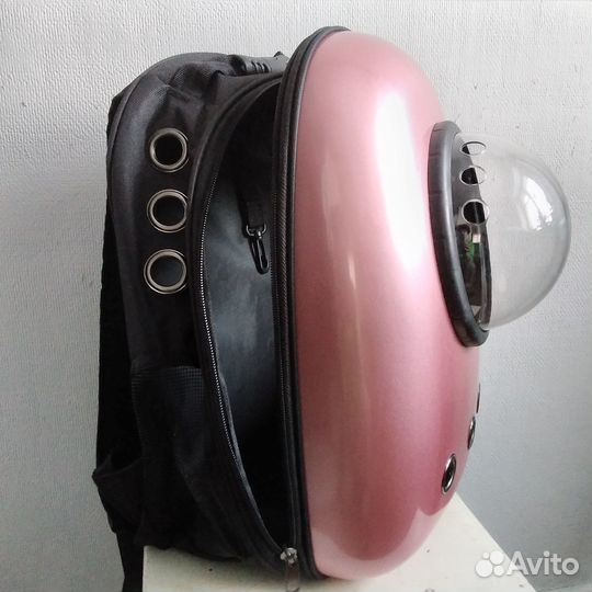 Переноска-рюкзак с иллюминатором для кошек и собак