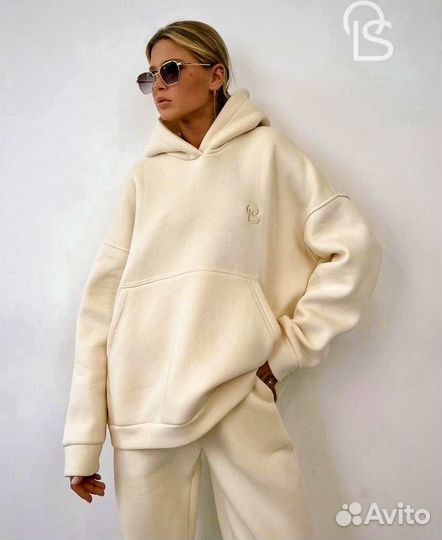 Женский спортивный костюм на флисе