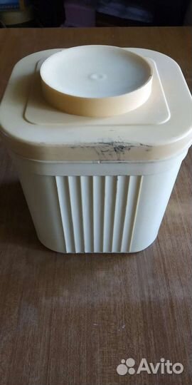 Набор банок для сыпучих продуктов времён СССР