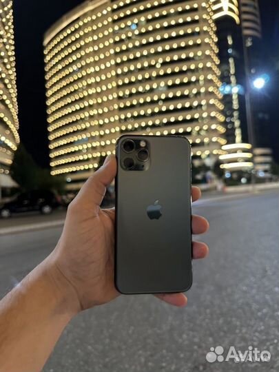 iPhone 11 Pro, 64 ГБ