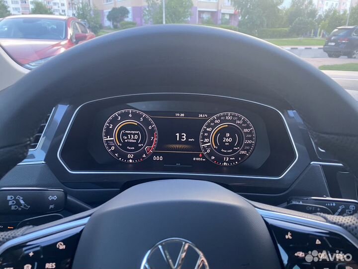 Volkswagen Tiguan 2.0 AMT, 2018, 81 000 км