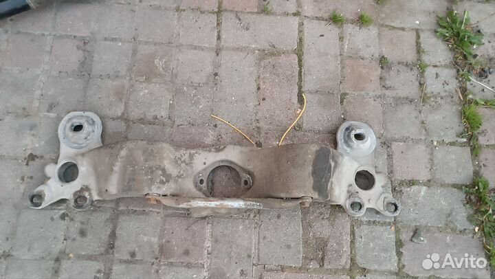 Балка траверса CVT Audi a4 b6