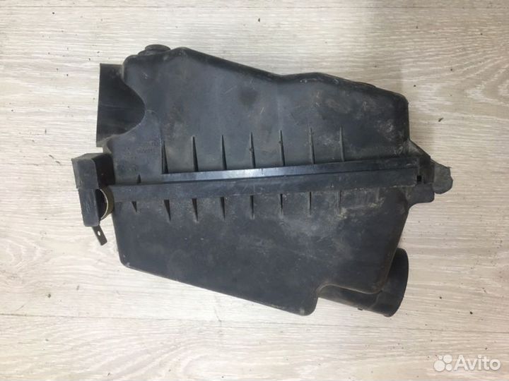 Корпус воздушного фильтра Geely MK