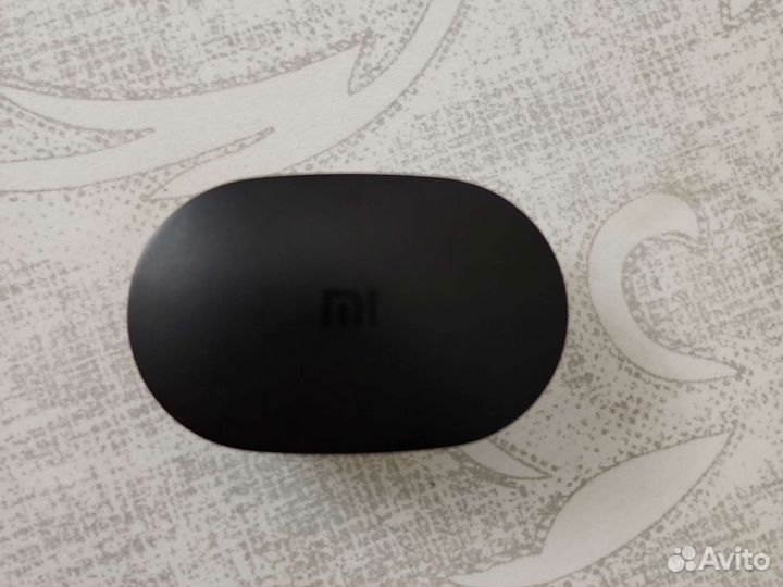 Redmi наушники кейс