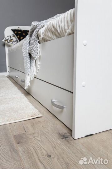 Кровать с ящиками Новая