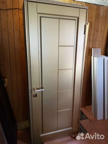 Дверь межкомнатная деревянная
