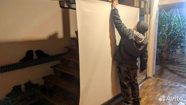 Экран для проектора рулонный 180х180см