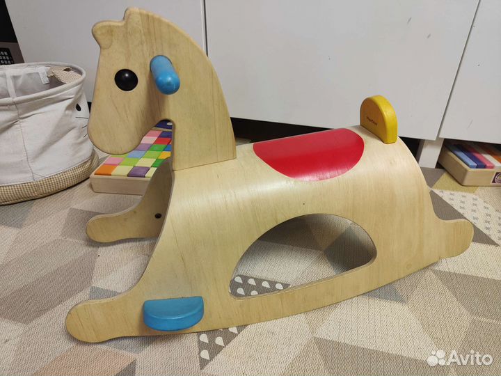 Лошадка качалка plantoys