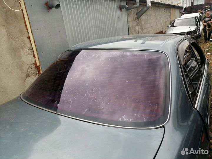 Стекло заднее Toyota Corolla EE 101