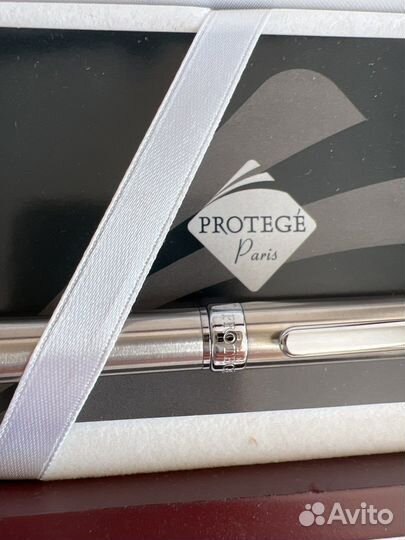 Шарикова ручка protege