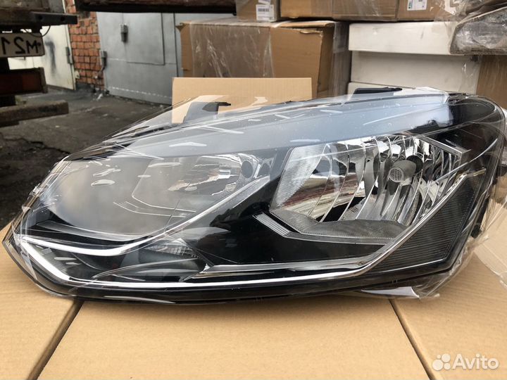 VW Polo фары Рестайлинг с 2010-2020 год