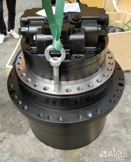 Бортовой редуктор хода с мотором тм40