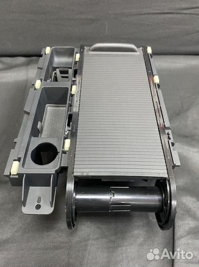 Подстаканник Passat B8 (с шторкой)