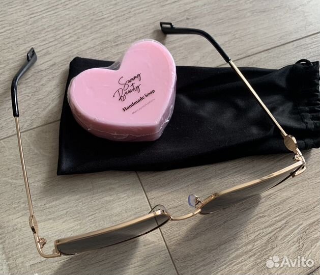 Солнцезащитные очки женские