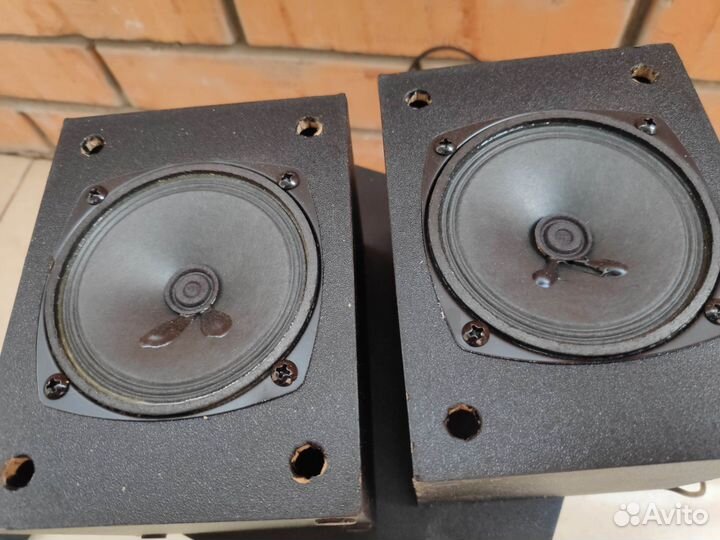 Колонки для компьютера Microlab