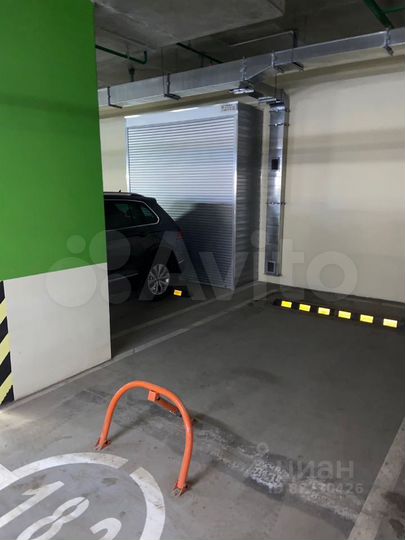 Машиноместо, 14 м²