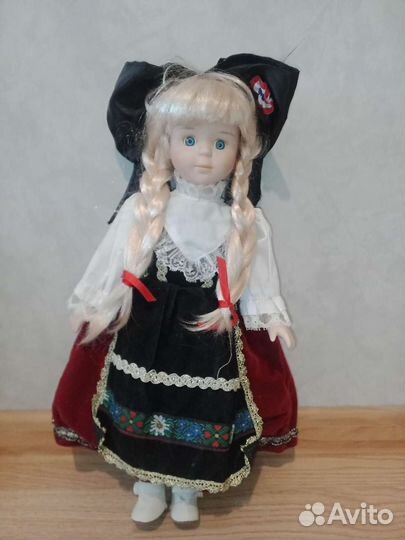 Коллекционная кукла
