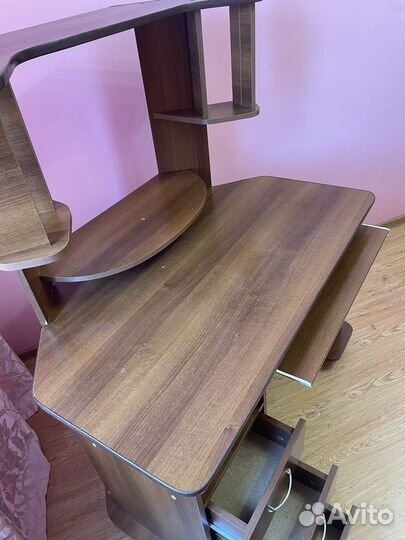 Компьютерный стол