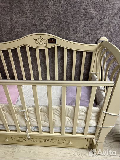 Кроватка детская