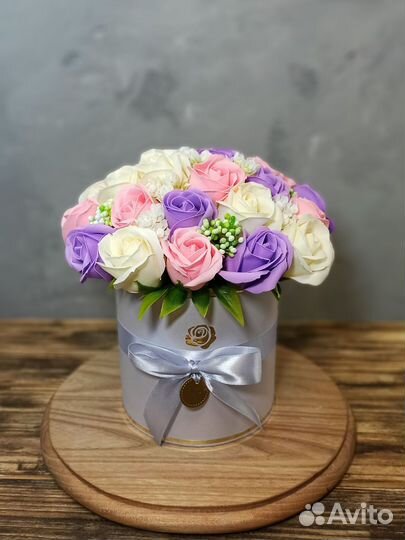 Букеты из пенных роз