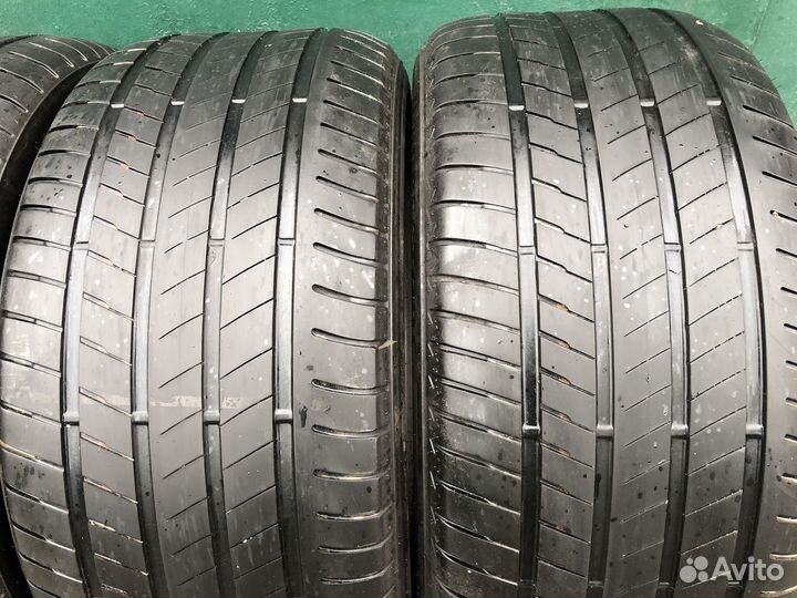 Bridgestone Alenza 001 275/45 R20 и 305/40 R20 112Y