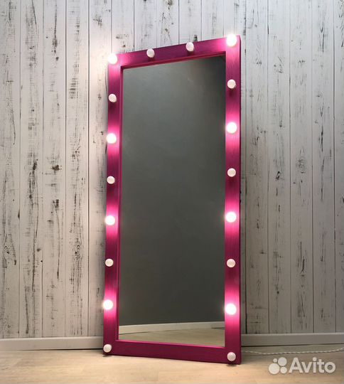 Зеркало с подсветкой