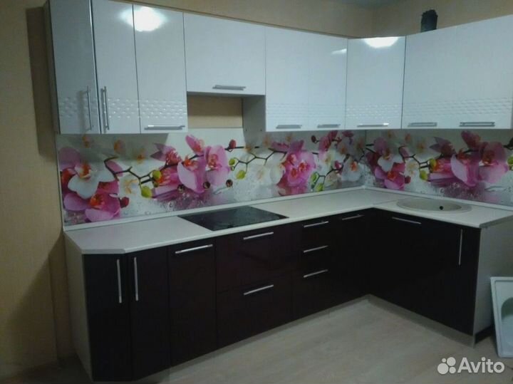 Кухня новая