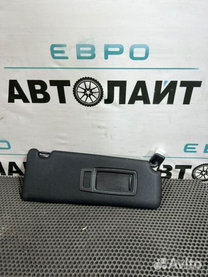 Козырек солнцезащитный передний правый Bmw