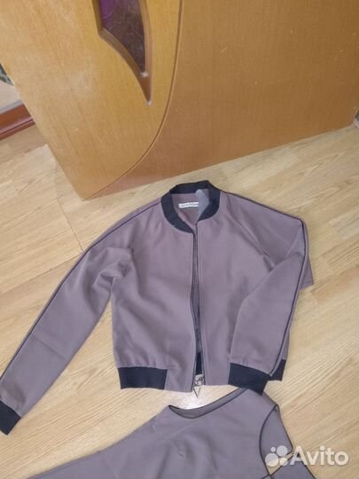 Костюм женский