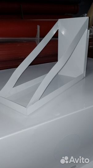 Корзина для пожарного рукава белая, красная