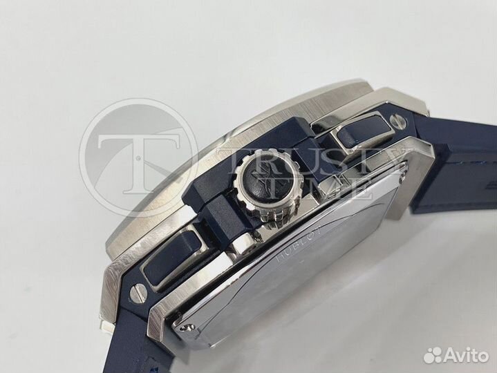 Часы Hublot Spirit of Big Bang 601.NX.7170.LR