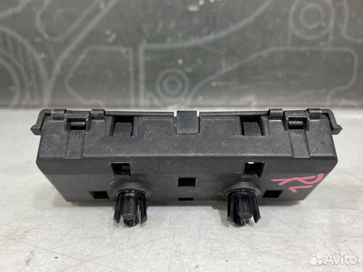 Канал для кабелей Bmw X5 E53 M54B30 2006