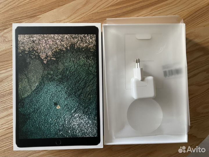 Apple iPad Pro 10.5” Wi-Fi 256Gb (mpdy2RU/A)