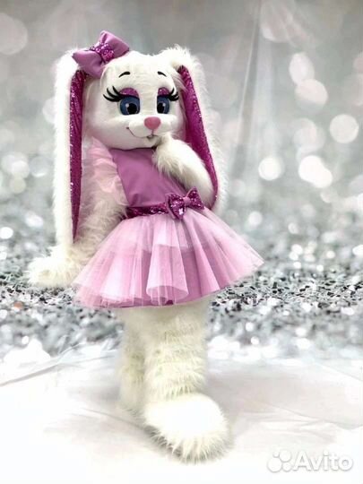 Зайка Ляля поздравит