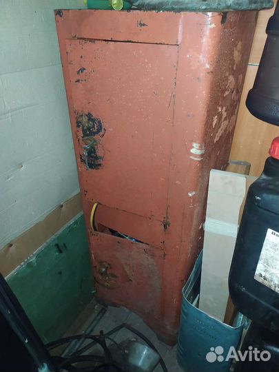 Сейф металлический бу