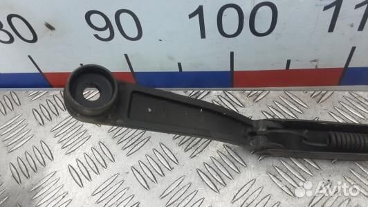 Щеткодержатель лобового стекла KIA sorento 1 (1BR11O902)