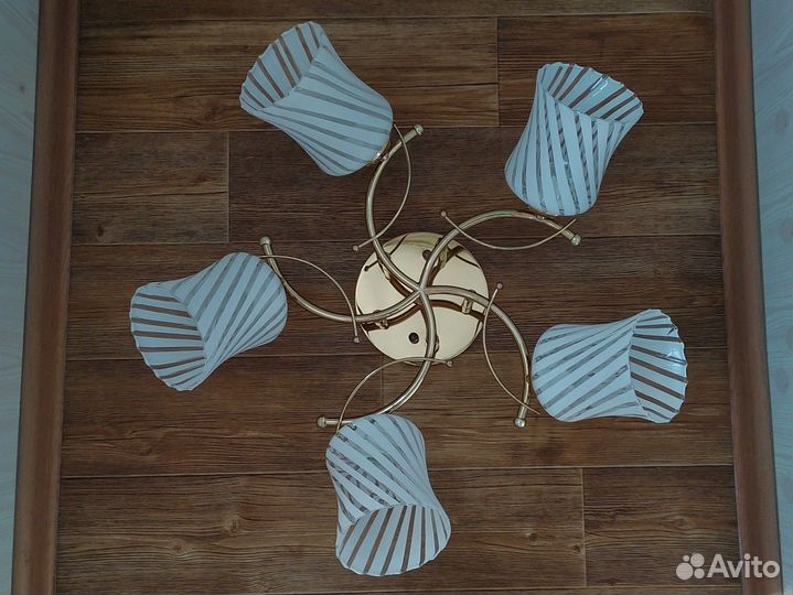 Люстра потолочная