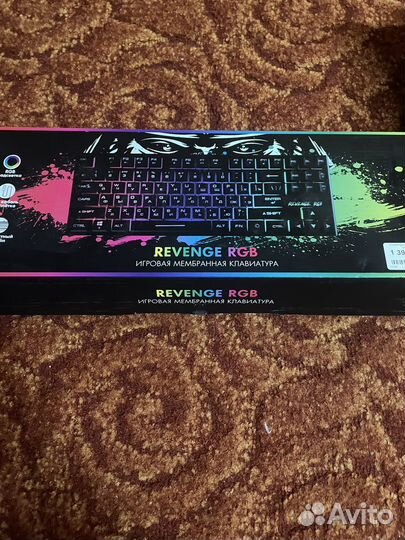 Игровые девайсы (клавиатура + мышка, наушники)