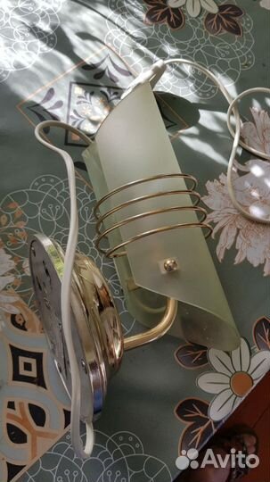 Светильник настенный бу