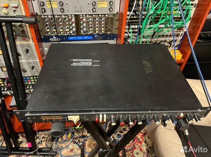 Tesla микрофонный предусилитель эквалайзер